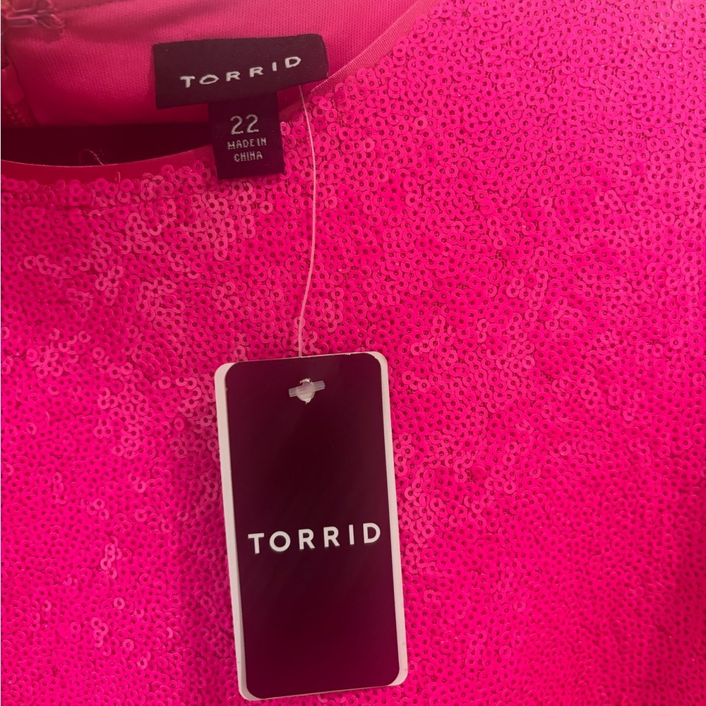 NWT Torrid sparkly pink dress